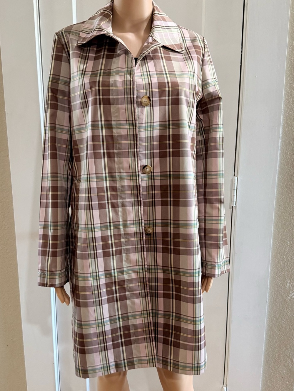 GAP Green/Brown/Pink Plaid Raincoat Size M